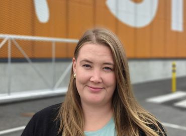 Kes&auml;ty&ouml;st&auml; projektip&auml;&auml;llik&ouml;ksi &ndash; Oona Alanko